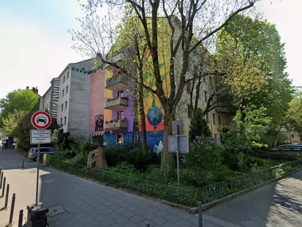 sanierte Wohnung mit guter Anbindung in zentraler Lage