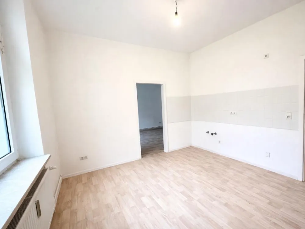 Lichtdurchflutete Zweizimmerwohnung - sofort Einziehen und Wohlfühlen.