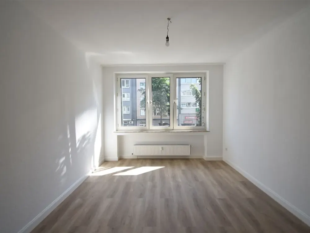 Frisch renoviert! 2-Zimmer-Wohnung mit Balkon