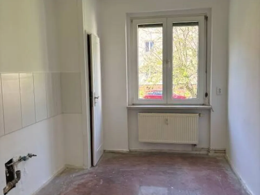 Teilsanierte Wohnung im beliebten Süden Leipzigs !