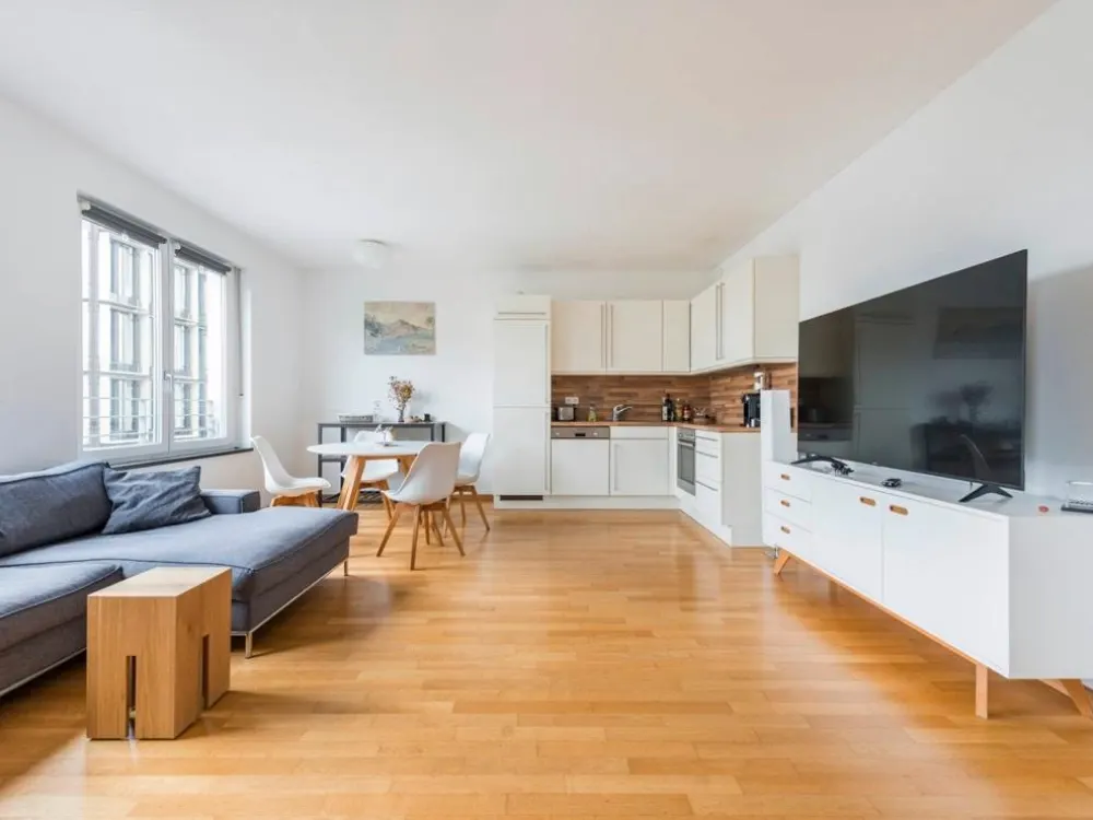 Charmant möblierte 2Zimmer Wohnung in Nymphenburg Nähe Google