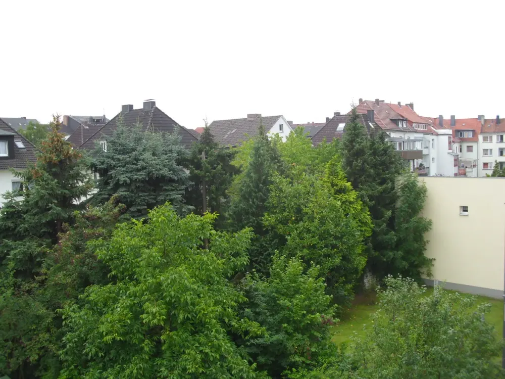 Wohnen mit Weitblick: Charmante Dachgeschosswohnung mit Südbalkon in Paderborn auf 87 m² Wohnfläche