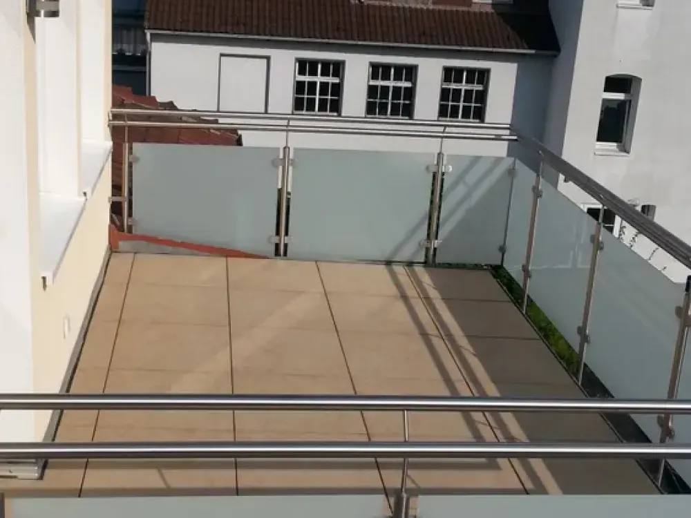 Wohnen mit Weitblick: Charmante Dachgeschosswohnung mit Südbalkon in Paderborn auf 87 m² Wohnfläche