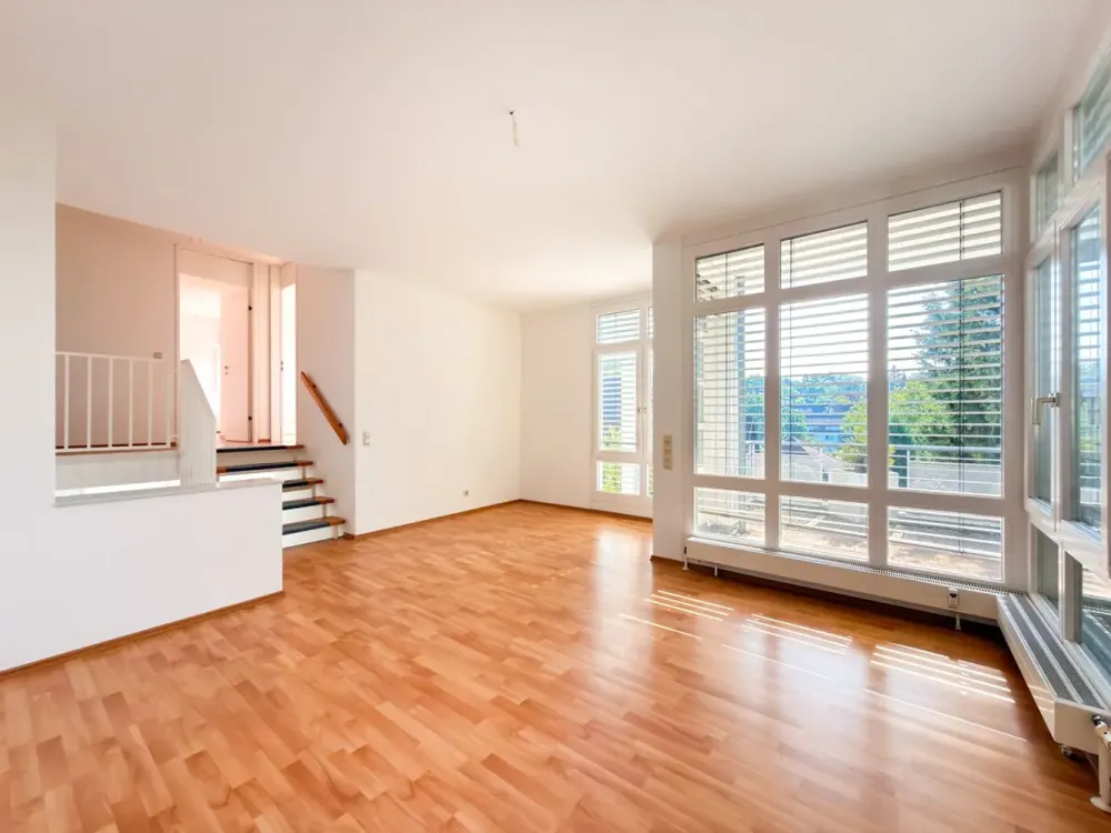 Haus im Haus mit Garten, großzügige 5-Zimmer-Maisonette in Esslingen-Sulzgries