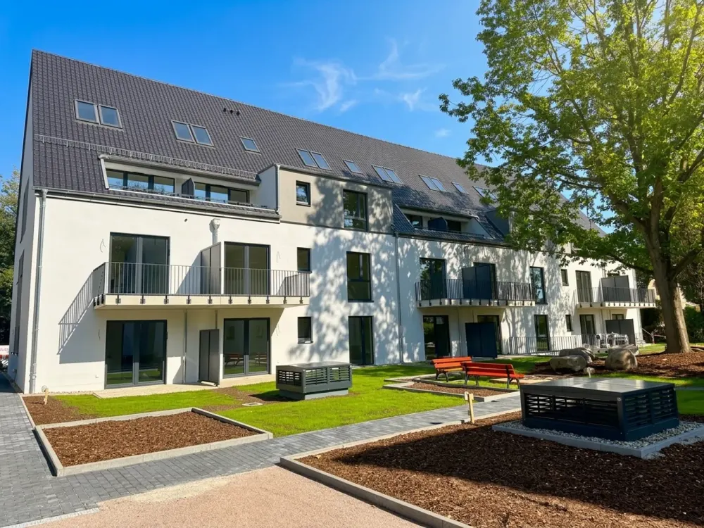 Gr0ße 5 Zimmer Wohnung zur Miete in Hamburg Rahstedt - Wentzel Dr.