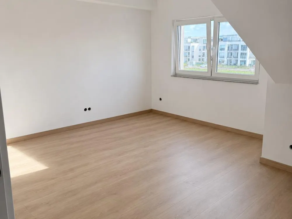 Großzügige Dachgeschosswohnung
