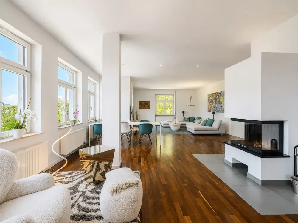 Eine Altbau-Ikone, Historische Eleganz auf höchstem Wohnniveau