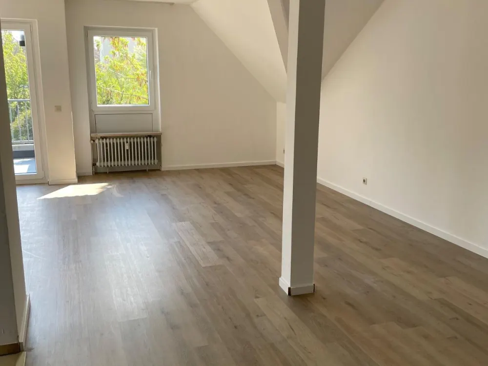 Helle Dachgeschoßwohnung 56 qm mit Balkon Dortmund-Wickede