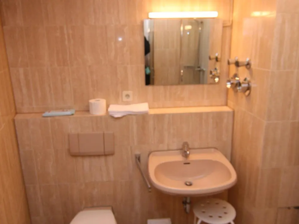 Möbliertes Apartment in Eller *Toplage & bezugsbereit*