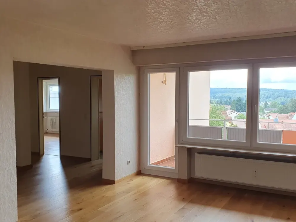 Schöne Wohnung in Dudweiler (Süd) Nähe Uni