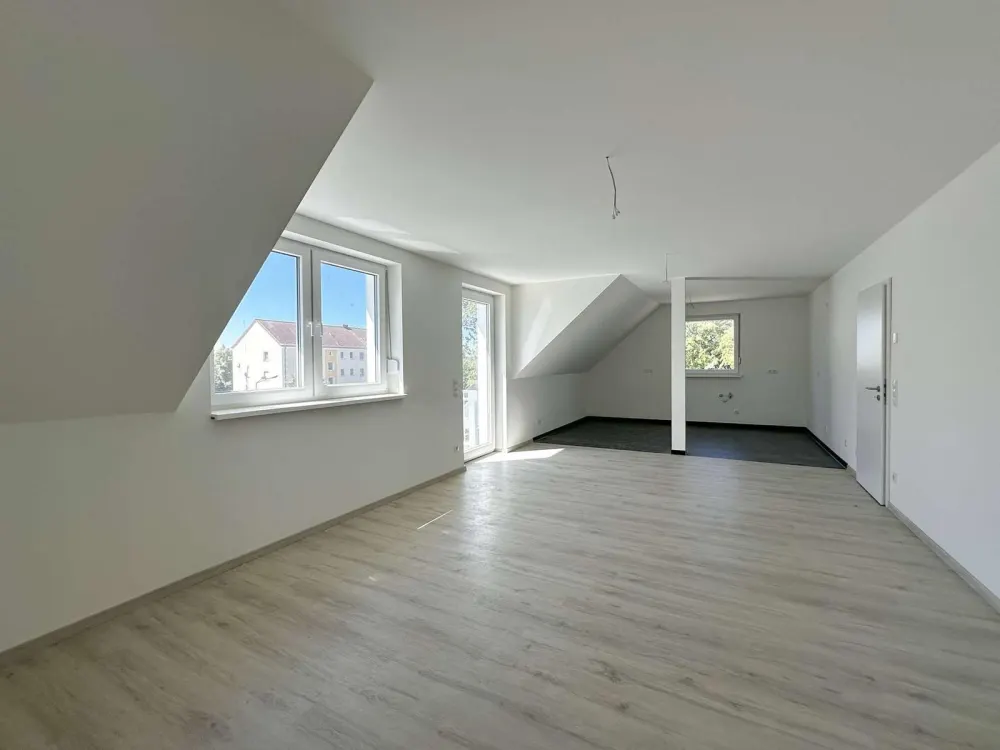 Hochwertige Ausstattung mit Tageslichtbad, Balkon, Stellplatz und Garage