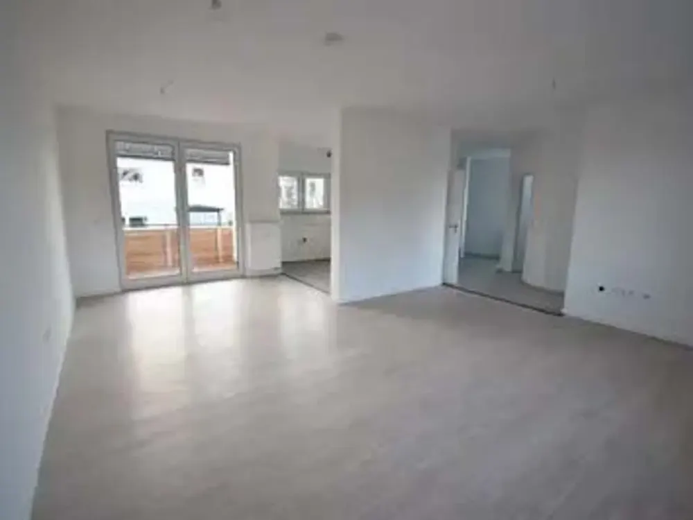 5,5 Zimmer Maisonettewohnung mit Stellplatz in Niedervellmar