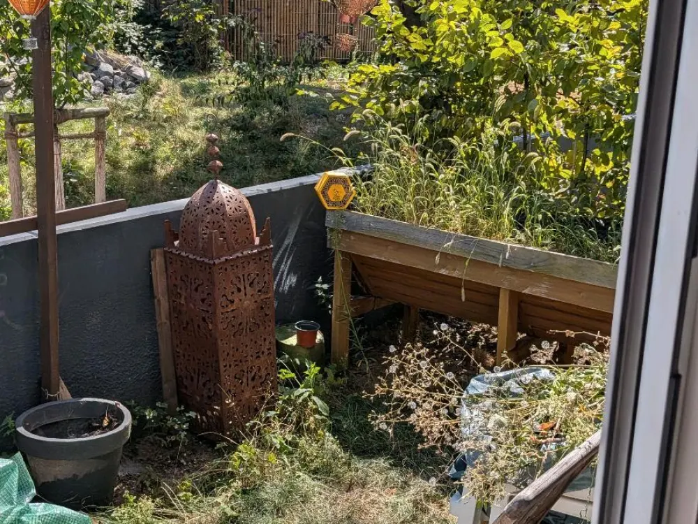 Dreizimmerwohnung mit Terrasse und kleinem Garten
