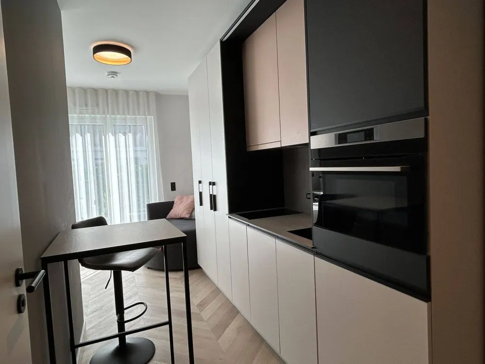Jetzt verfügbar! | Schöne Erdgeschoss-Wohnung mit eigener Terrasse und Vollausstattung!