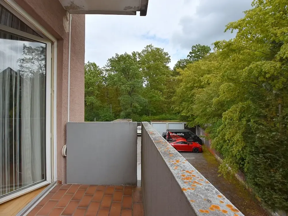 Bright, nicely furnished 1-room apartment with balcony in Böblingen