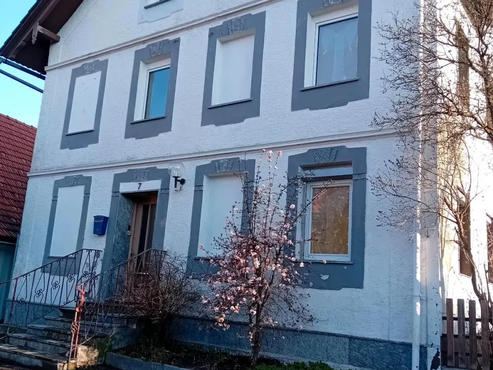 4 room apartment
