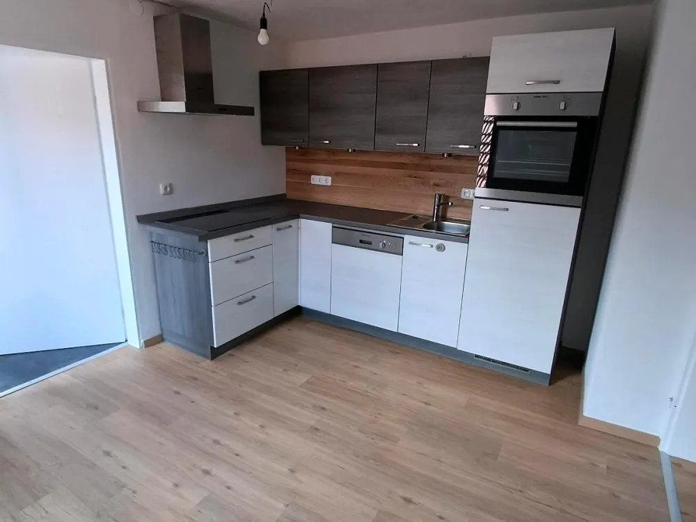 4 room apartment
