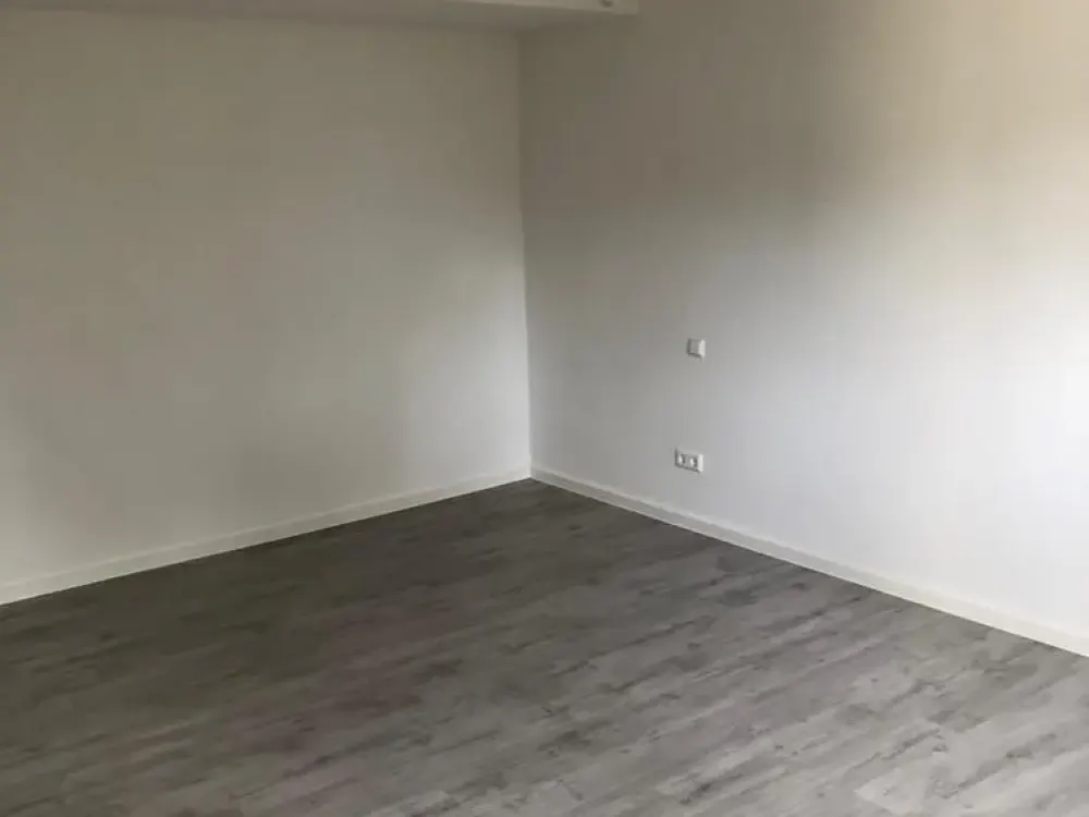 Moderne 1,5-Zimmer-Wohnung mit Einbauküche in Stuttgart-Degerloch