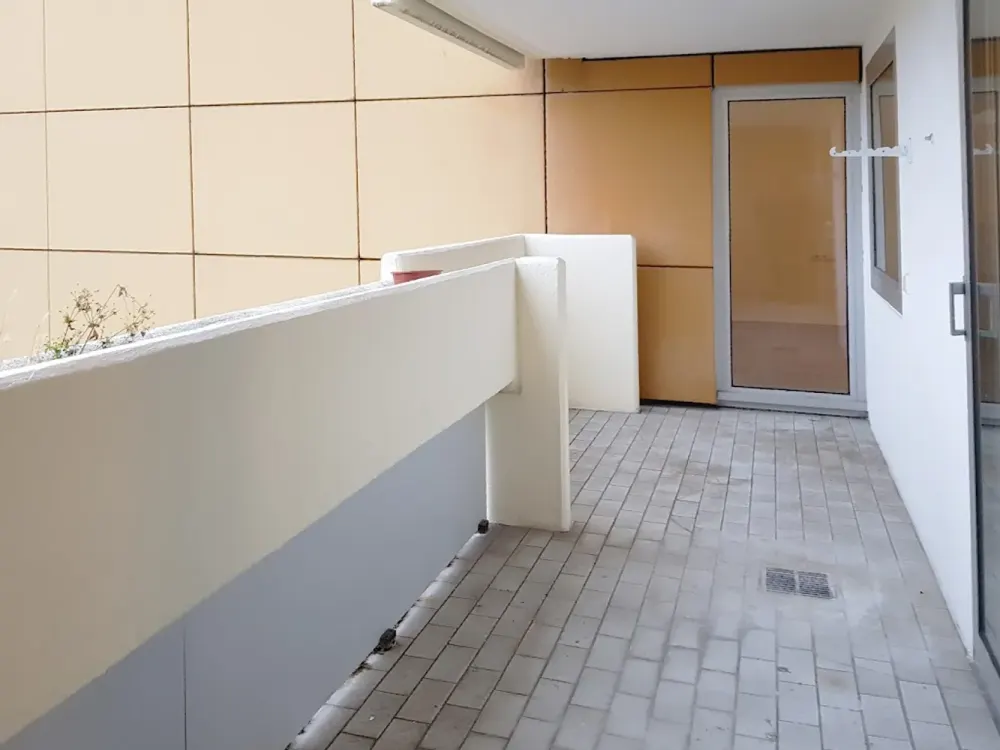 Helle 2-Zimmer-Wohnung mit großen Südbalkon in der Halbergstraße, Saarbrücken