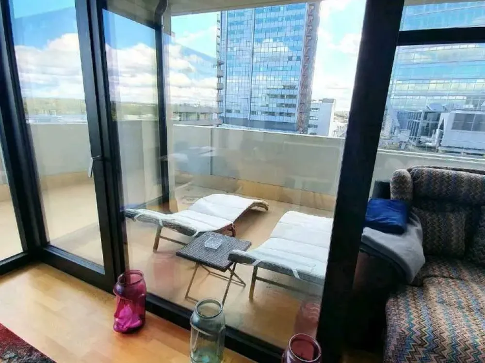 Penthouse-Feeling * * * * Hoch hinaus und mitten drin * * Top * * Top * * Top * * *