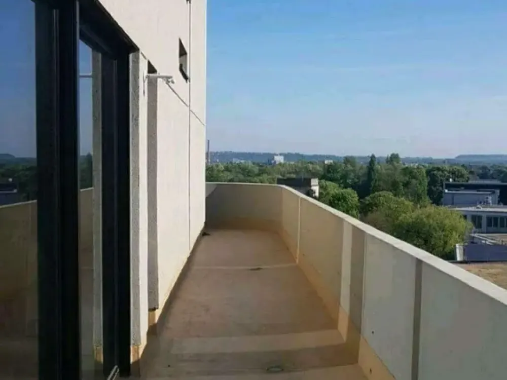 Penthouse-Feeling * * * * Hoch hinaus und mitten drin * * Top * * Top * * Top * * *