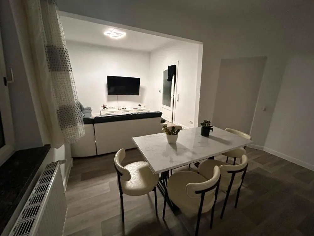 4-Raum-Wohnung / 3-Zimmer + separater Raum in Berenbostel -EG