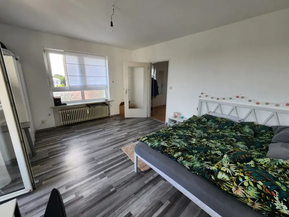 2-Zimmer-Wohnung mit EBK & Balkon in München-Moosach, ab 01.10