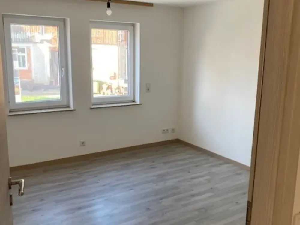 Attraktive 2-Zimmer-Wohnung in Tamm: Wohnen mit Fußbodenheizung
