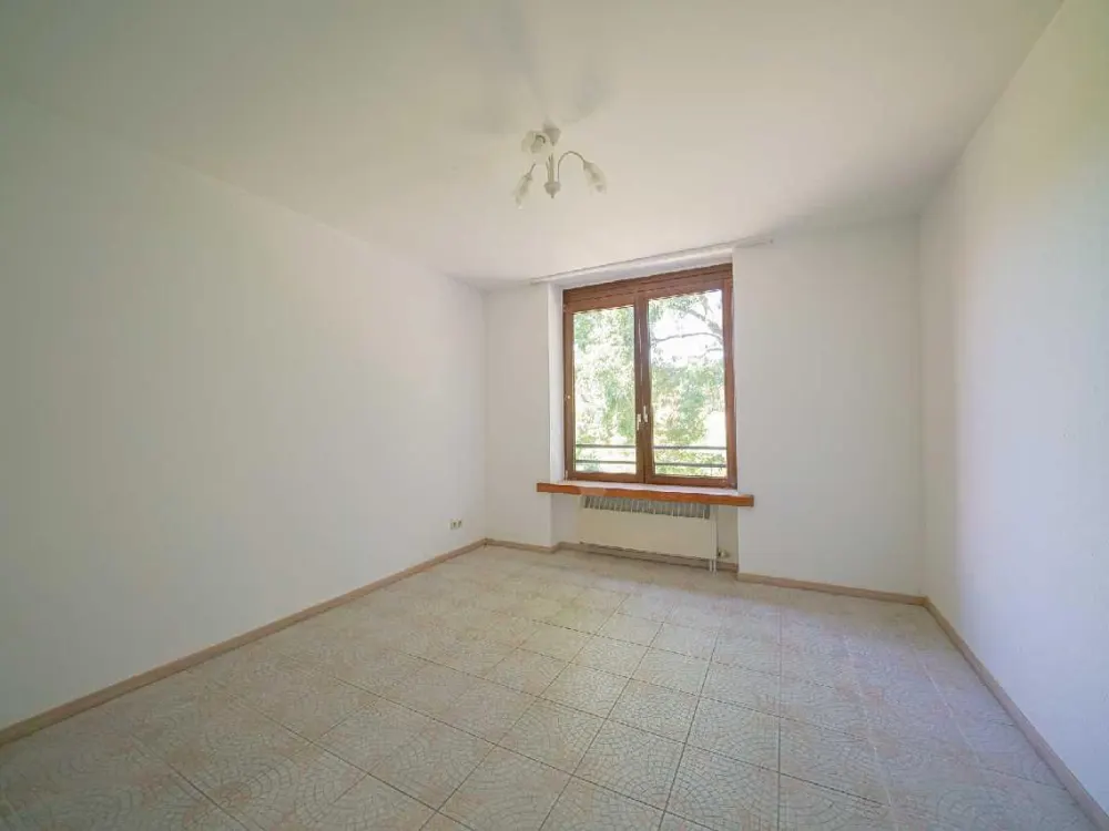 Ratingen-Ost: Schöne 2-Zimmer-Wohnung mit Balkon und Stellplatz
