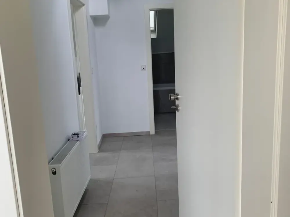 Sanierte helle Wohnung in der nähe vom Rhein