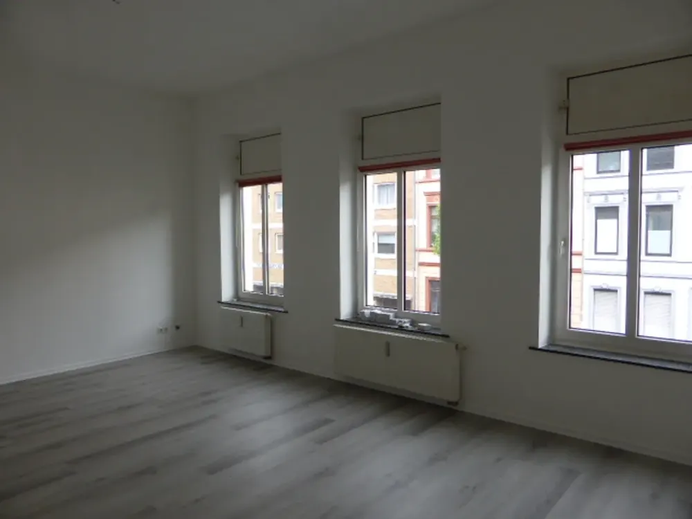 Helle und großzügige 1-Zimmer-Wohnung