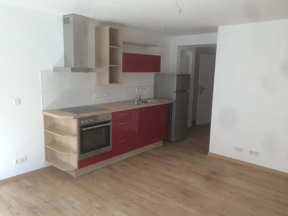 vollständig renovierte 1,5-Zimmer-Wohnung mit EBK in Lindau (B)