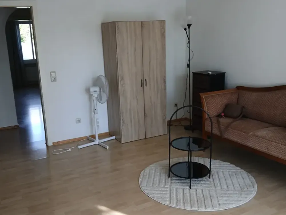 2-room apartment newly furnished with garden limited to 1 year