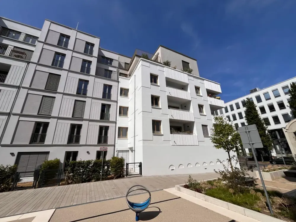 Exklusive 3-Zimmer-Wohnung in Rheinnähe, Südloggia