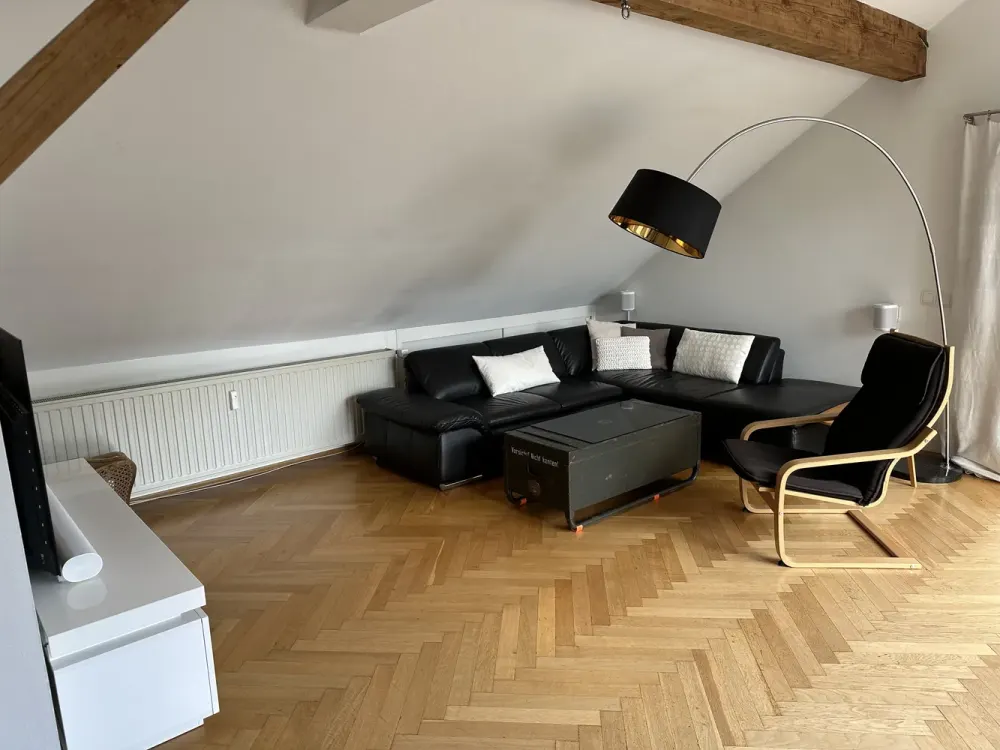 Tasteful 4-Room Maisonette Apartment with High-Quality Interior, Balcony and Fitted Kitchen