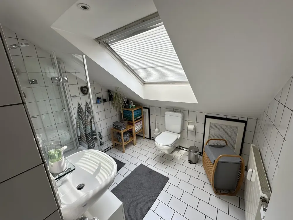 Tasteful 4-Room Maisonette Apartment with High-Quality Interior, Balcony and Fitted Kitchen