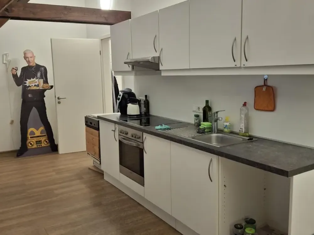 Studenten WG-Zimmer in einer 4-er WG in Karlsruhe
