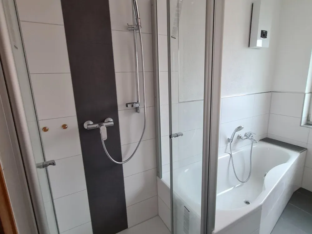 3‑Zimmer‑Obergeschosswohnung in Zweifamilienhaus mit Gartenteil