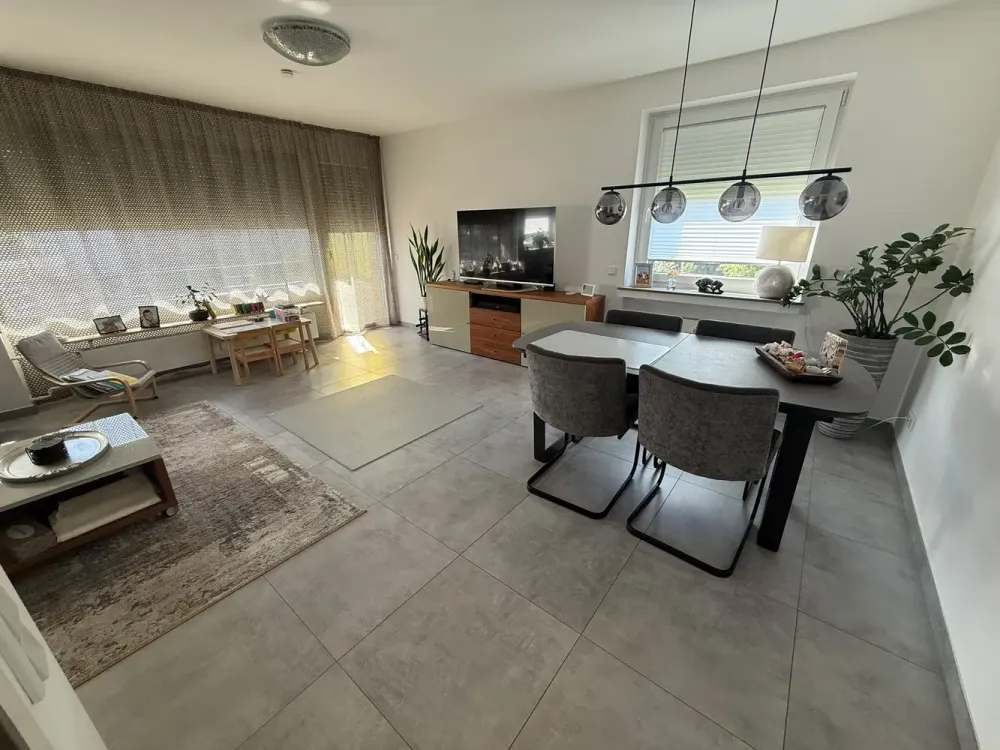 Modern, großzügig & zentral, kernsanierte 3-Zimmer-Wohnung in Ratingen-Mitte