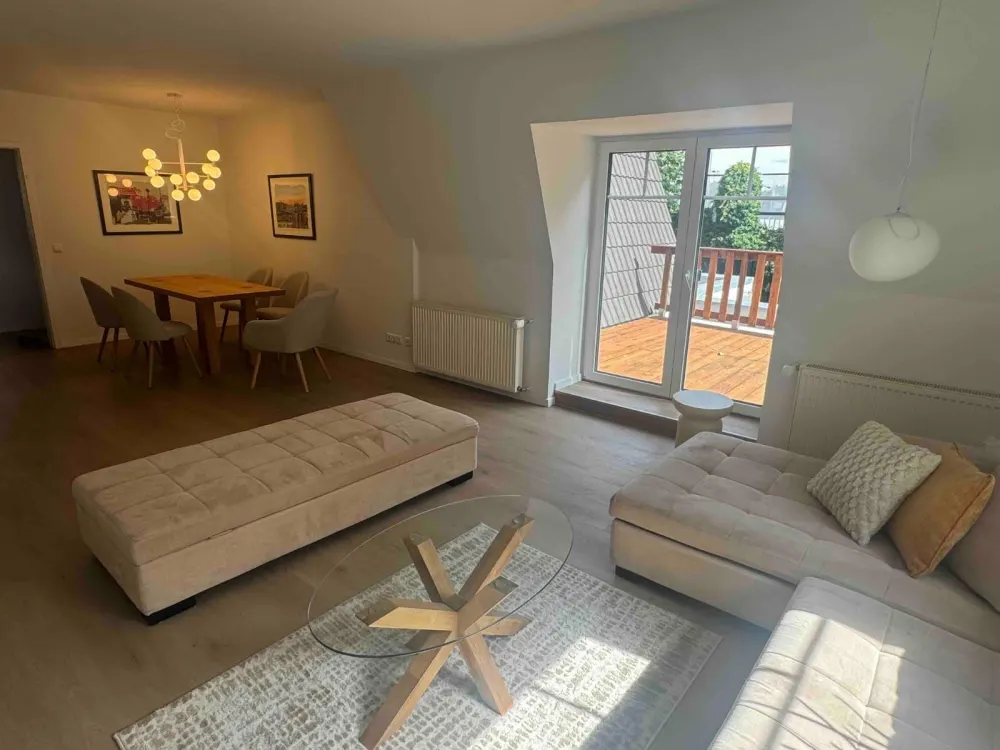 Großzügige 4-Zi Wohnung mit Dachterrasse nahe UKE