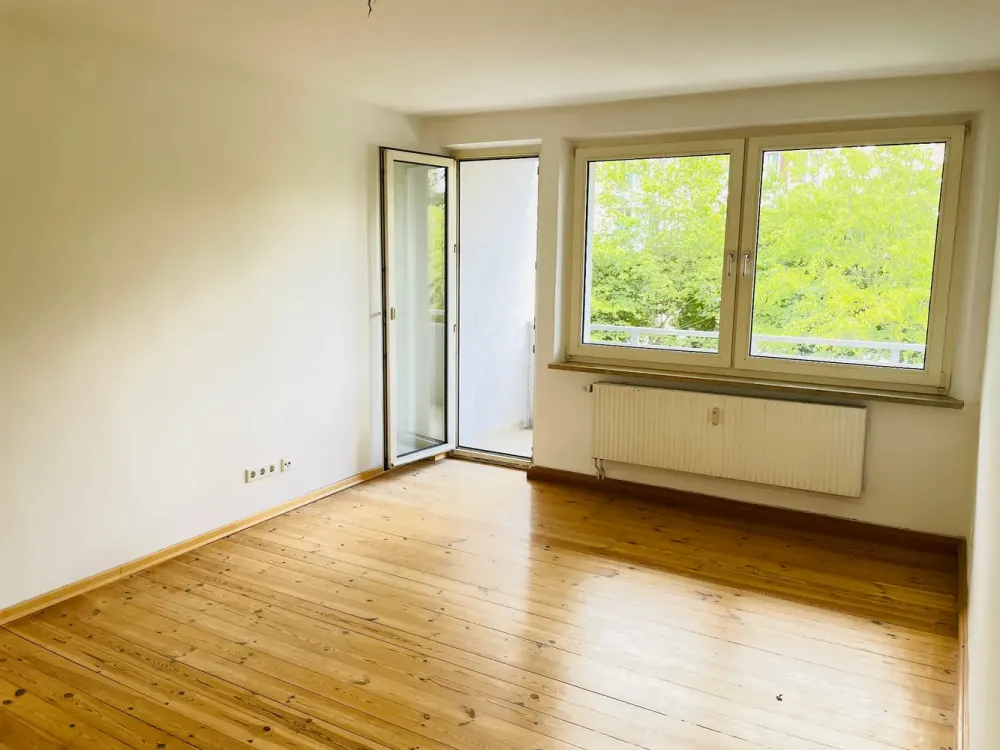 Beautiful 3-Room Apartment with Balcony