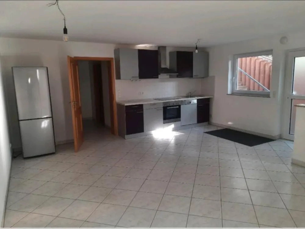 Helle 2-Zimmer Souterrainwohnung