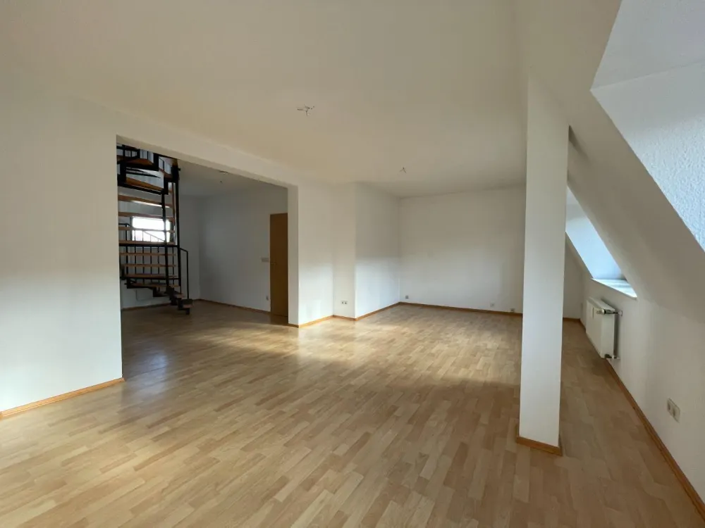 Wohnen auf zwei Ebenen, 3-Zimmer-Maisonette in Leipzig - Stötteritz