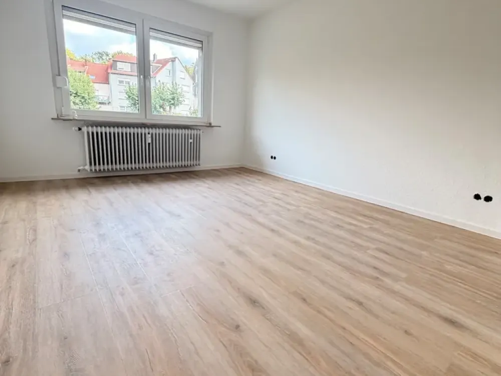 von Privat: Bevorzugtes Wohnen 1.OG: 3-Zi-Wohnung in Do-Dorstfeld