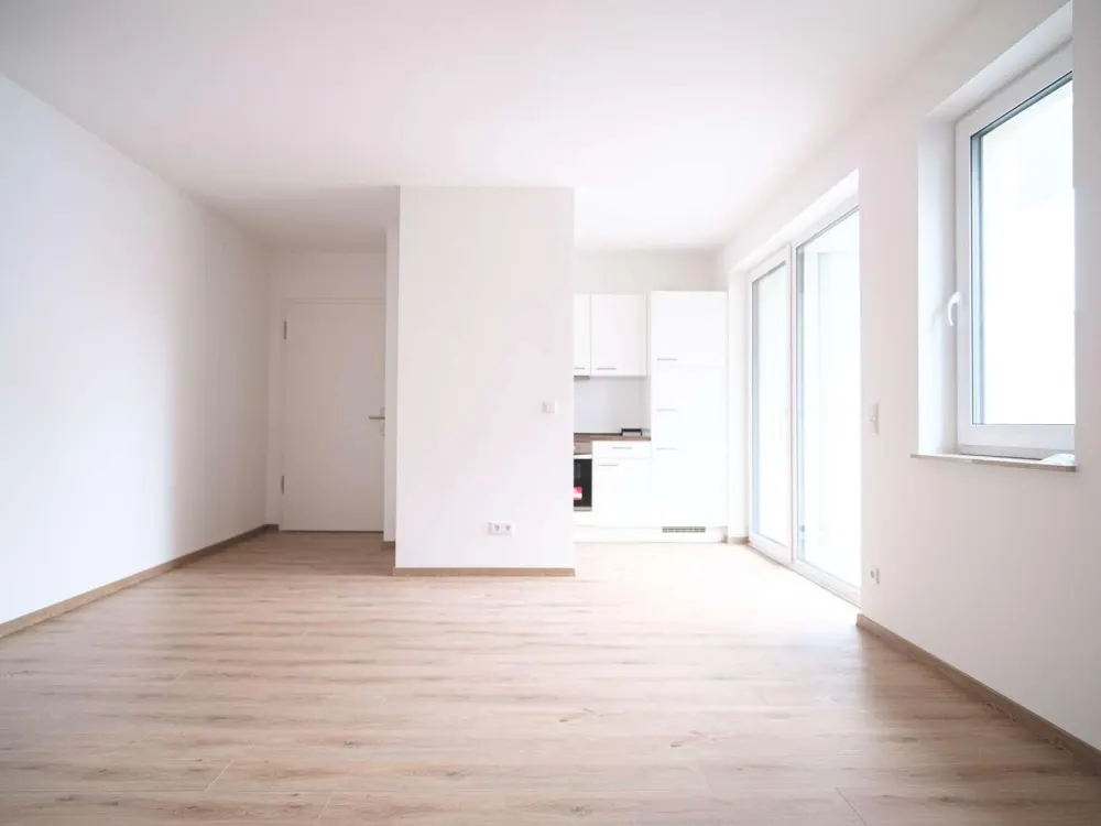 Modern wohnen in Volkmarsdorf: Attraktive 2-Zi.-Wohnung mit Balkon, Fußbodenheizung & EBK
