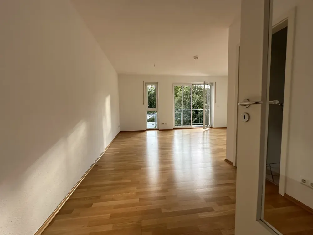 +++ Tolle 4 Zimmerwohnung mit neuer EBK +++
