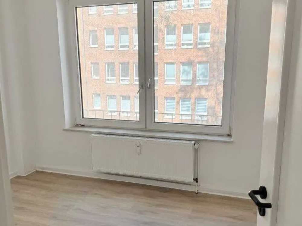 Schöne kleine 2-Zimmerwohnung mit Balkon mitten in Derendorf!