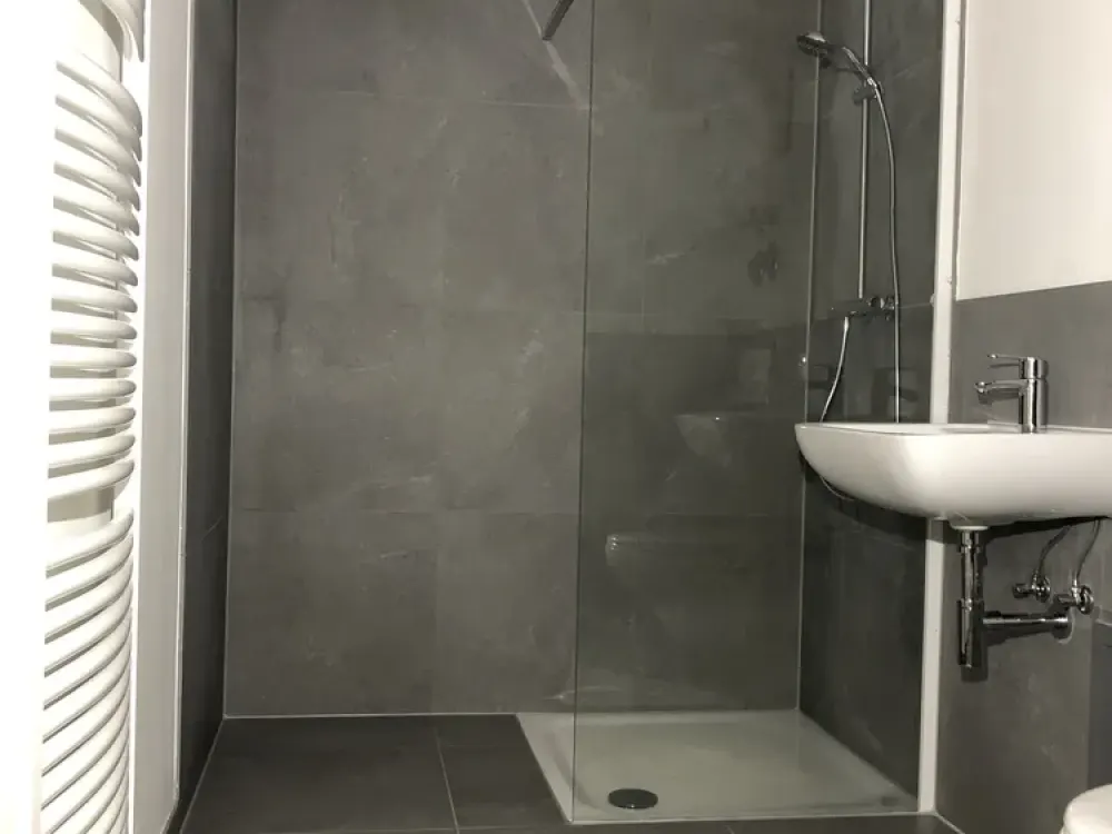 Zentrale 1,5-Zi.-Seniorenwohnung | Barrierefrei | Wintergarten | Aufzug | Kernsaniert