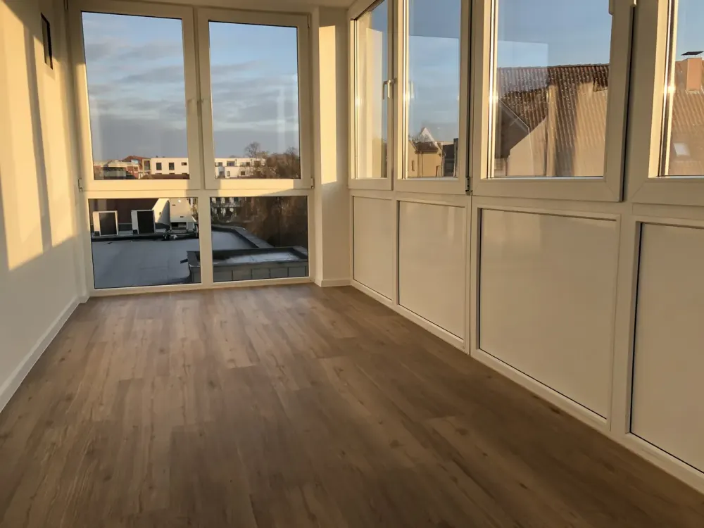 Zentrale 1,5-Zi.-Seniorenwohnung | Barrierefrei | Wintergarten | Aufzug | Kernsaniert