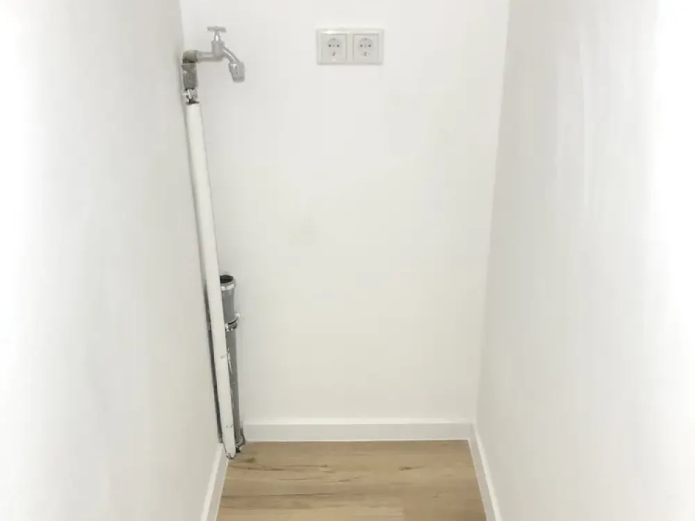 Zentrale 1,5-Zi.-Seniorenwohnung | Barrierefrei | Wintergarten | Aufzug | Kernsaniert